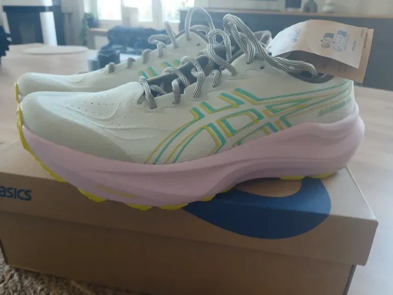Used Asics GT-2000 14 TR bike — image 2 of 7