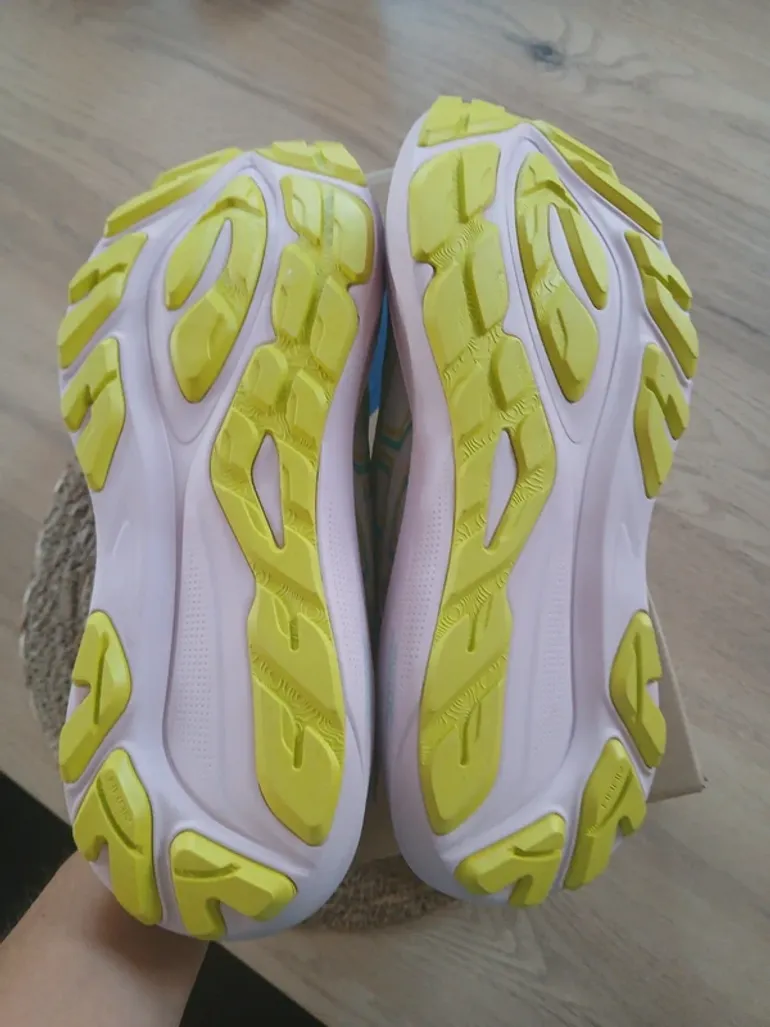 Used Asics GT-2000 14 TR bike — image 6 of 7