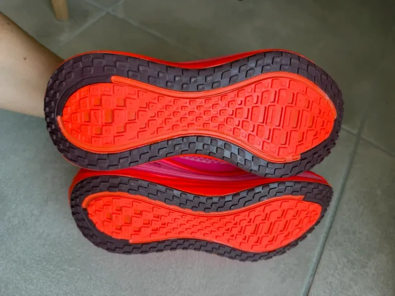 Used Nike Vomero Zoom Plus bike — image 6 of 6