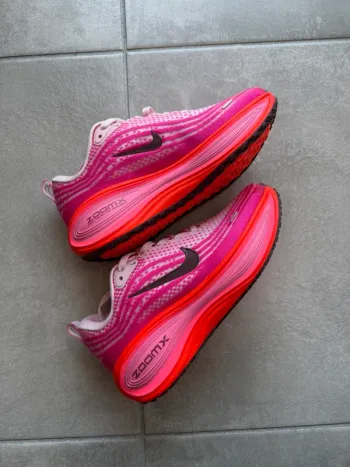 Used Nike Vomero Zoom Plus Running Shoes
