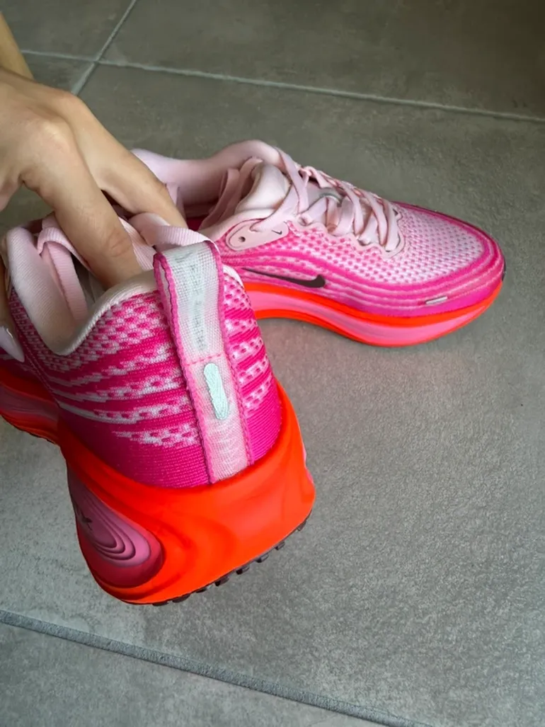 Used Nike Vomero Zoom Plus bike — image 3 of 6