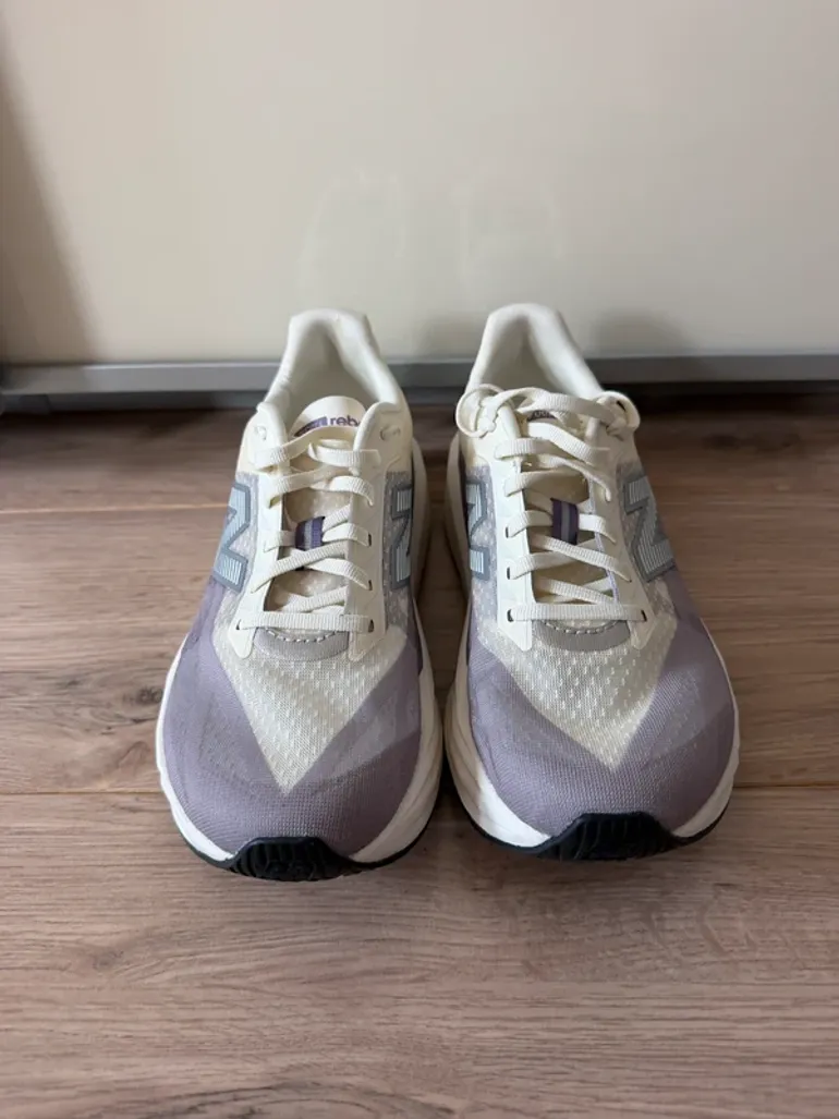 New Balance Rebel v5 bike d'occasion — image 5 sur 6