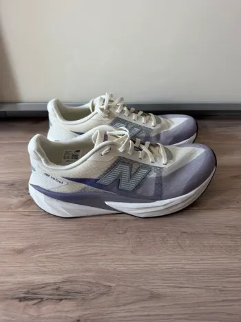 New Balance Rebel v5 bike d'occasion — image 3 sur 6