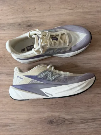 New Balance Rebel v5 Running Shoes d'occasion