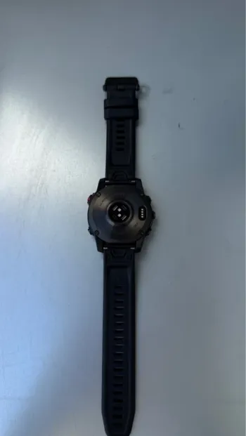 Used Garmin Epix Gen 2 Sapphire bike — image 5 of 7