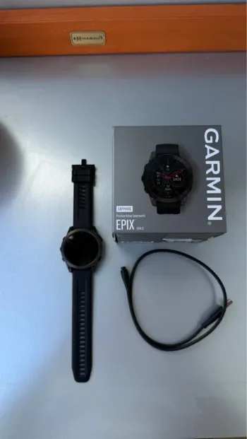 Used Garmin Epix Gen 2 Sapphire bike — image 6 of 7