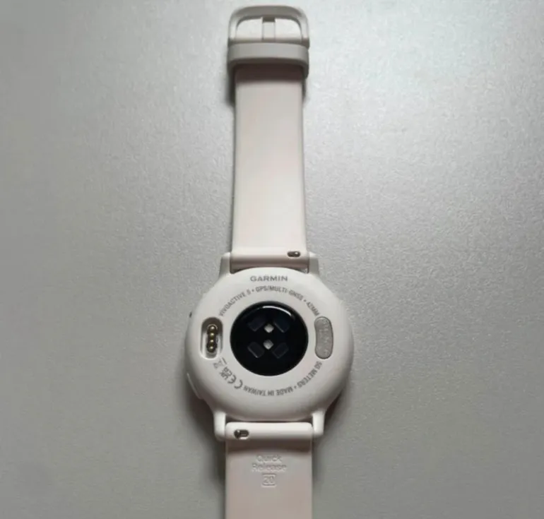 Garmin Vivoactive 5 bike d'occasion — image 4 sur 4