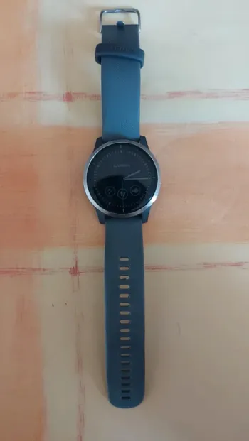Used Garmin Vivoactive 4 Electronics
