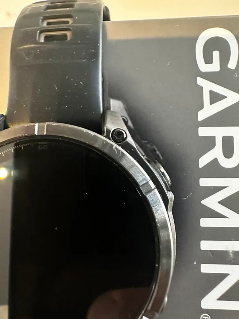 Premium Fenix 8 Sapphire AMOLED bike d'occasion — image 9 sur 9