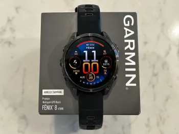 Premium Fenix 8 Sapphire AMOLED bike d'occasion — image 2 sur 9