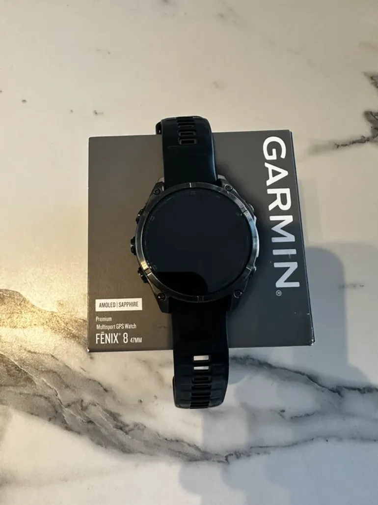 Premium Fenix 8 Sapphire AMOLED bike d'occasion — image 8 sur 9