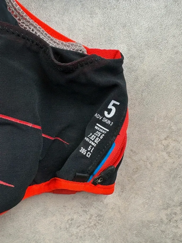 Used Salomon Gilet de running bike — image 9 of 12