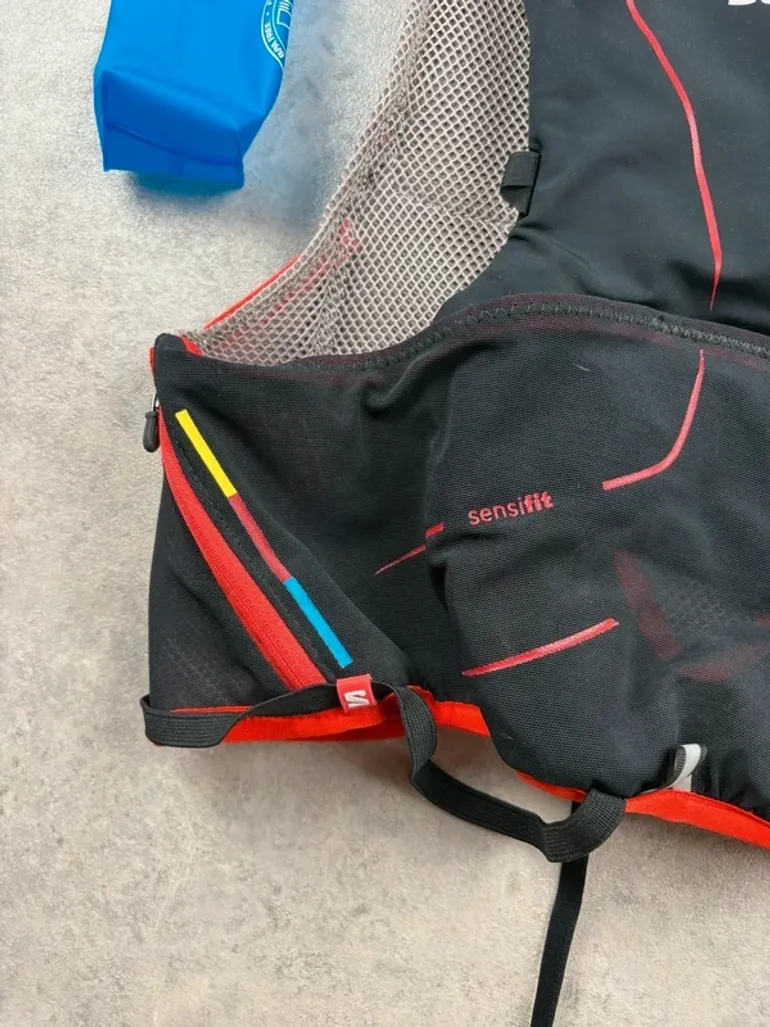 Used Salomon Gilet de running bike — image 10 of 12
