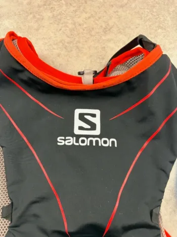 Used Salomon Gilet de running bike — image 11 of 12