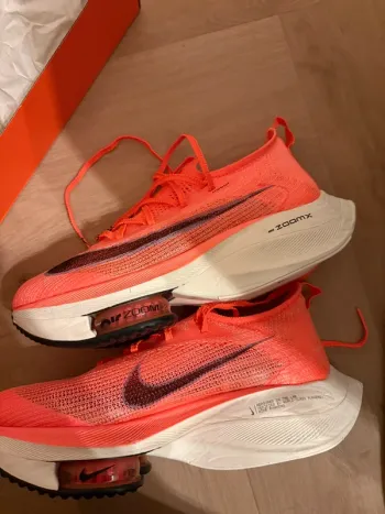 Nike Alphafly 6 bike d'occasion — image 3 sur 4
