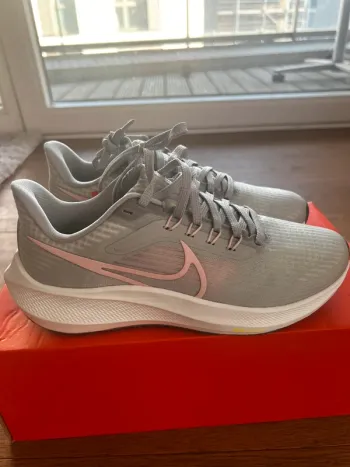 Tweedehands Pegasus 39 bike — afbeelding 2 van 6