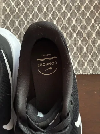 Used Nike Sneaker bike — image 3 of 4