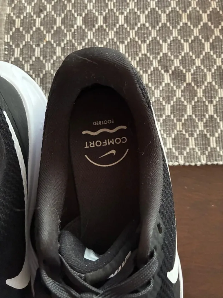 Used Nike Sneaker bike — image 3 of 4