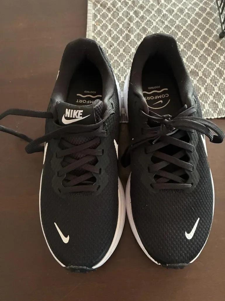Used Nike Sneaker bike — image 2 of 4