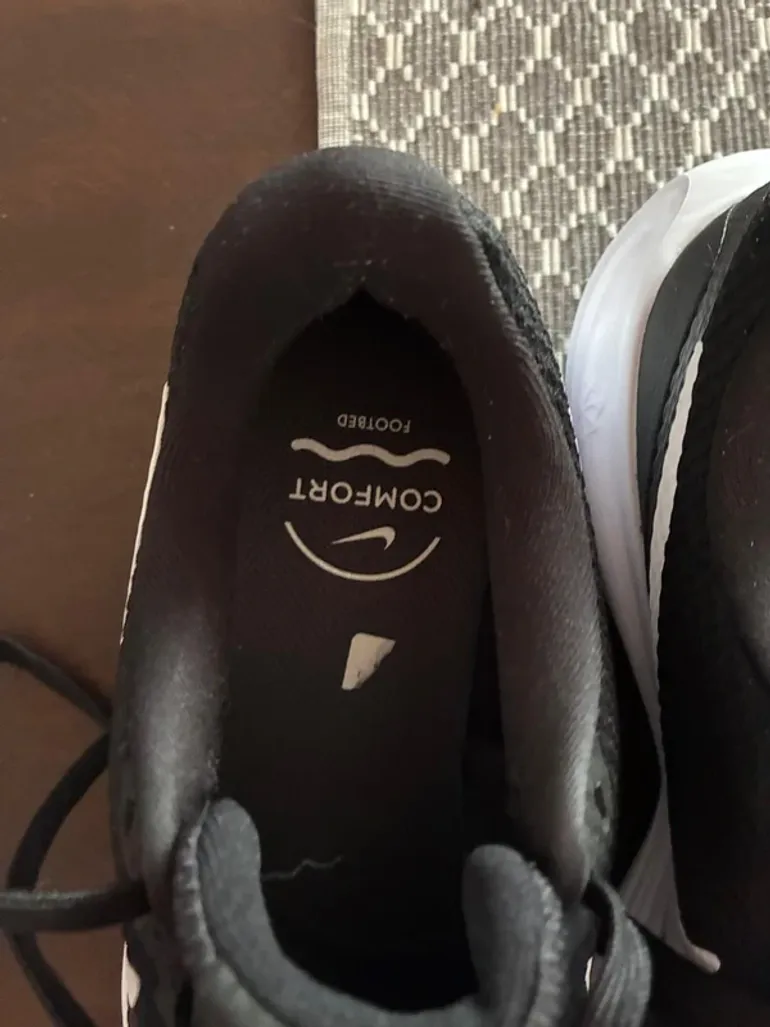 Used Nike Sneaker bike — image 4 of 4