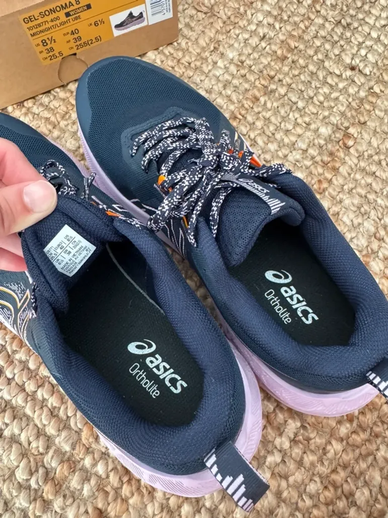 Used Asics Gel-Sonoma 8 bike — image 5 of 9