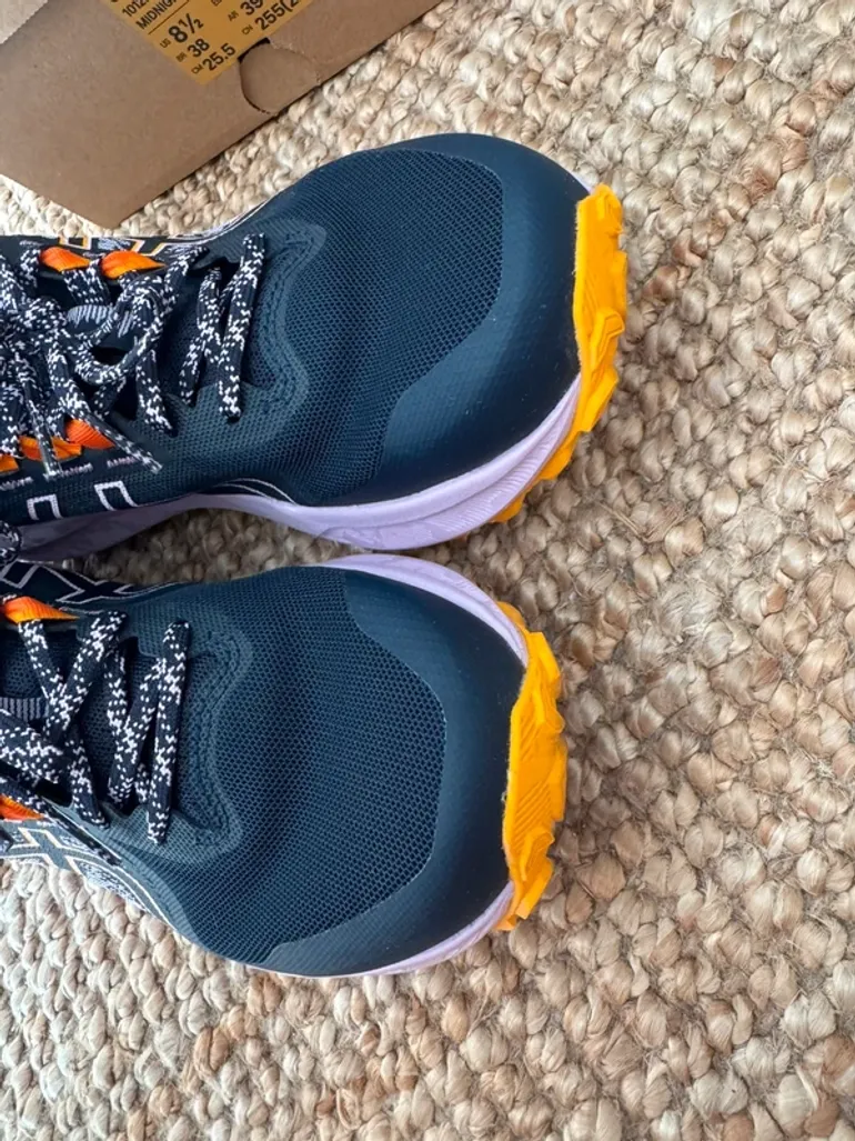 Used Asics Gel-Sonoma 8 bike — image 7 of 9