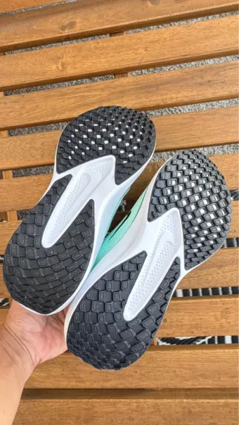 Tweedehands Nike Quest 6 bike — afbeelding 7 van 10