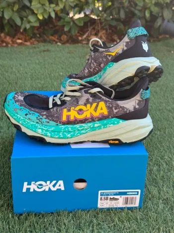 Used Hoka Speedgoat 6 Running Shoes