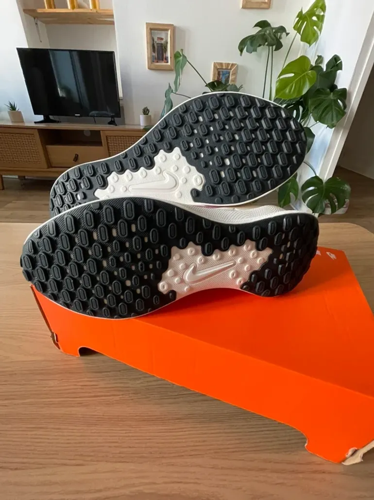 Gebrauchtes Nike Revolution 7 bike — Bild 7 von 8
