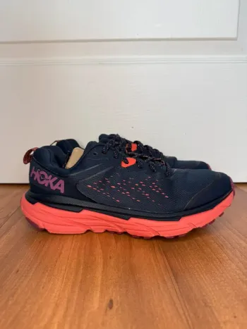 Hoka Challenger ATR 6 Running Shoes usato
