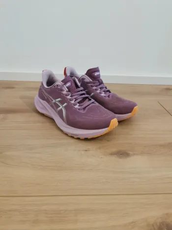 Used Asics GT-2000 13 bike — image 3 of 7
