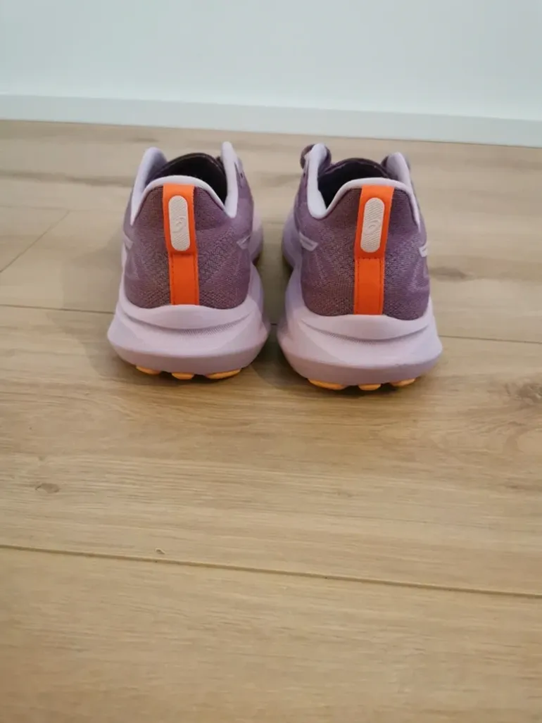 Used Asics GT-2000 13 bike — image 5 of 7
