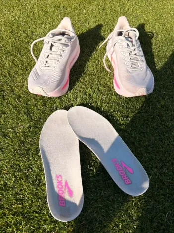 Used Brooks Running Shoes Running Shoes