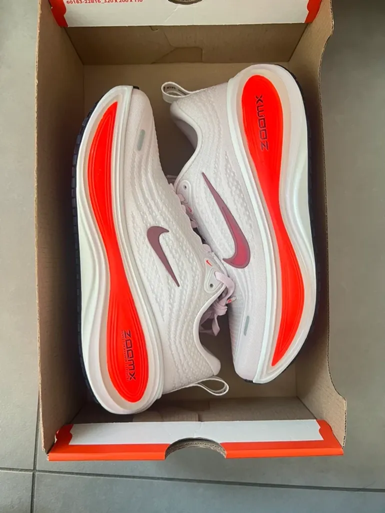 Käytetty Nike Vomero Plus bike — kuva 23 / 36