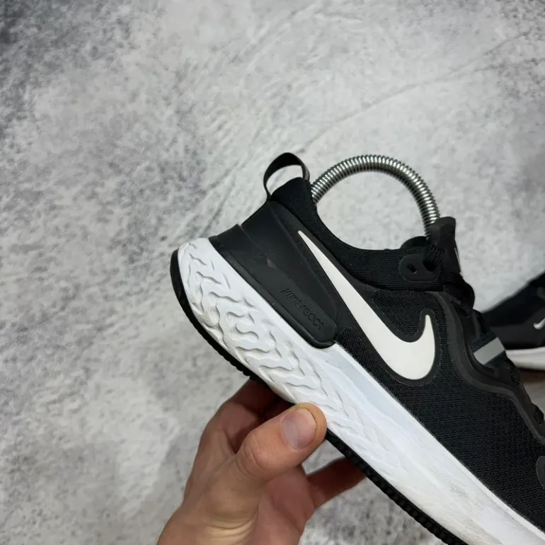 Used Nike React bike — image 3 of 15
