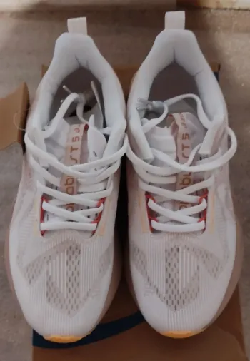 Used Orange ASICS Femme Blanc/Rose Running Shoes Running Shoes