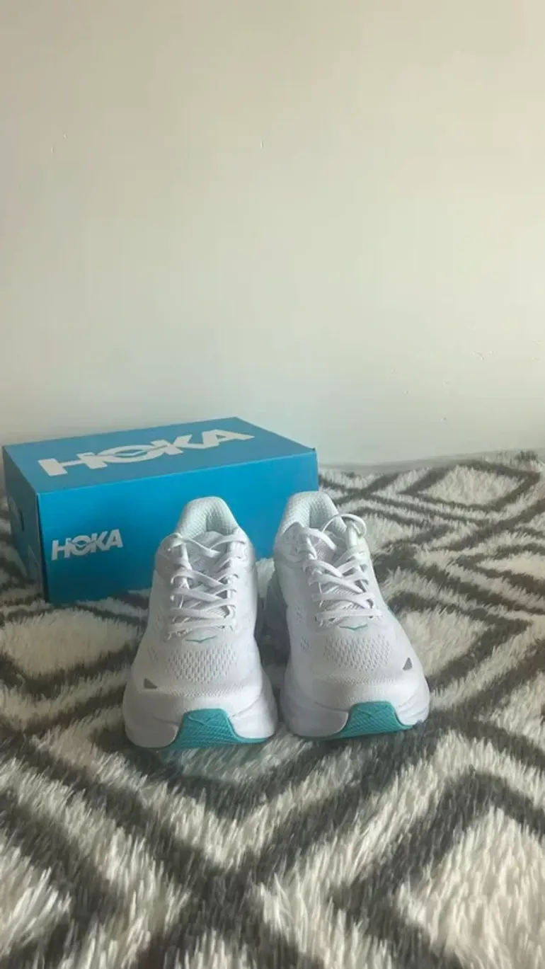 Hoka Laufschuhe bike d'occasion — image 2 sur 6
