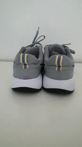 Tweedehands Ideal Nike Sneaker Gr. 38 bike — afbeelding 3 van 7