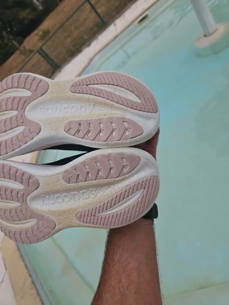 Used Saucony Triumph 23 bike — image 8 of 12