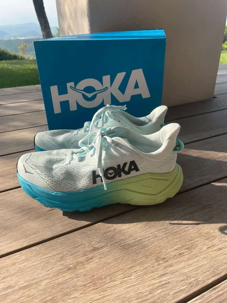 Used Hoka Challenger 8 bike — image 4 of 16