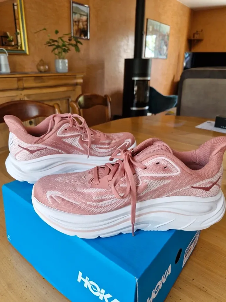 Hoka Clifton 10 bike d'occasion — image 5 sur 10