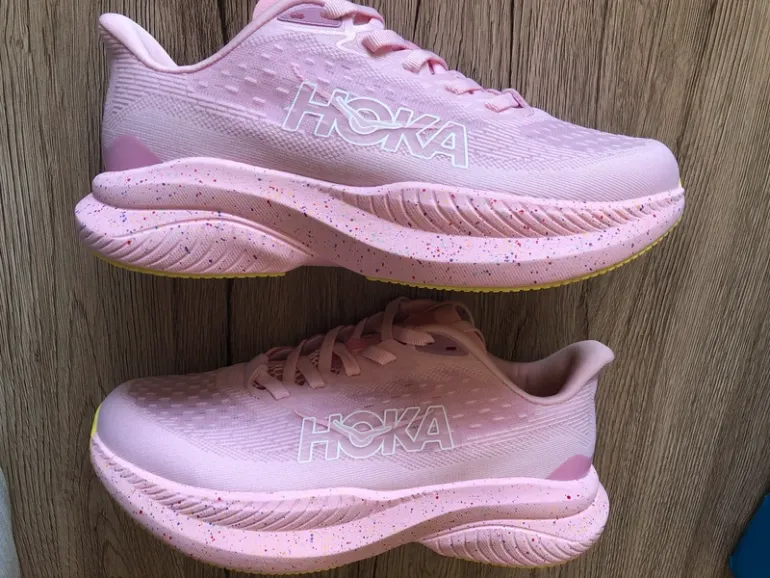 Tweedehands Hoka Mach 6 bike — afbeelding 15 van 22