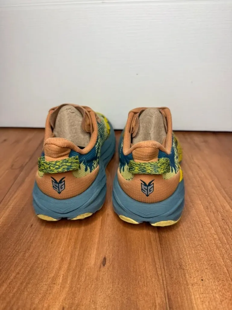 Hoka Speedgoat 6 bike d'occasion — image 12 sur 14