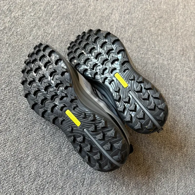 Saucony Peregrine 12 Gore-Tex bike usato — immagine 9 di 10