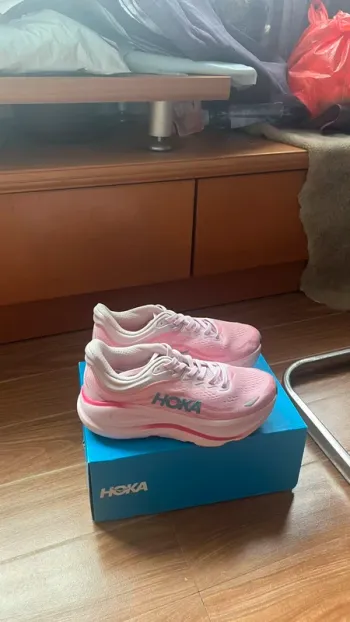 Used Hoka Bondi 9 Running Shoes