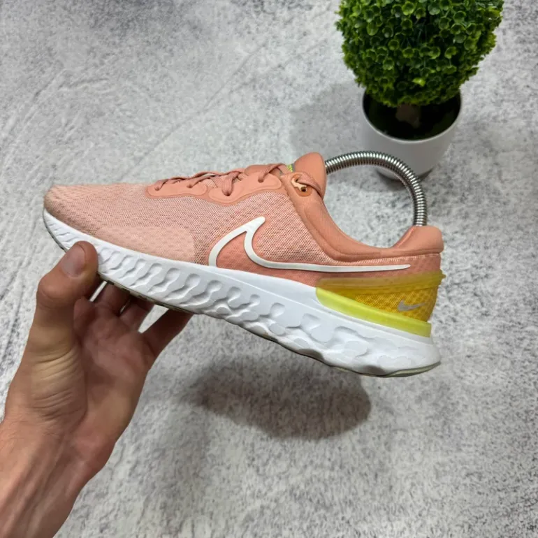 Nike React bike usato — immagine 9 di 15