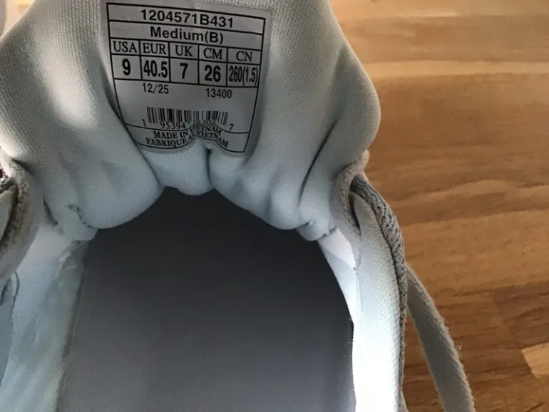 Used Brooks Ghost Max bike — image 3 of 7