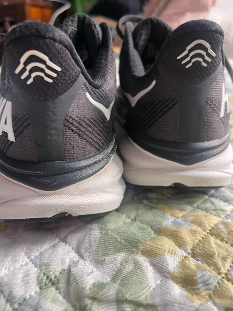 Used Hoka Shoes bike — image 3 of 6