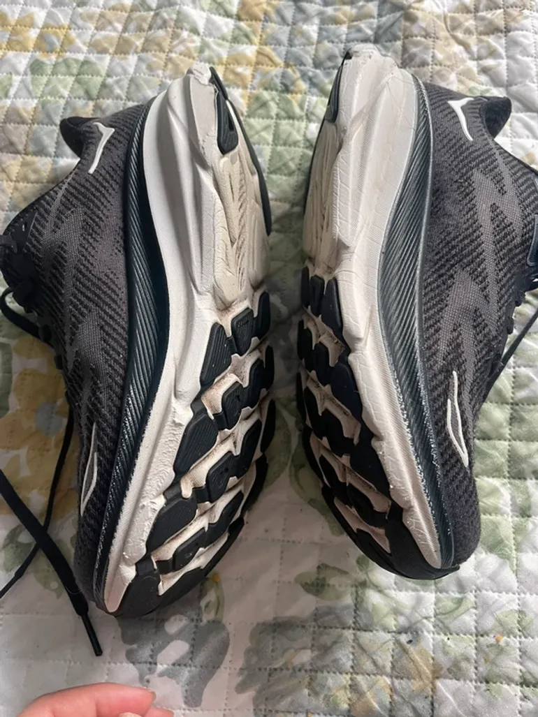 Used Hoka Shoes bike — image 4 of 6