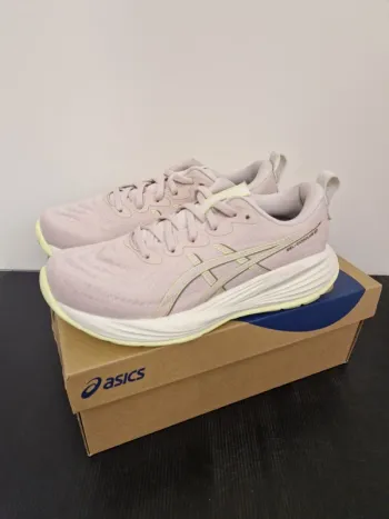 Tweedehands Asics Gel Cumulus 27 bike — afbeelding 2 van 4